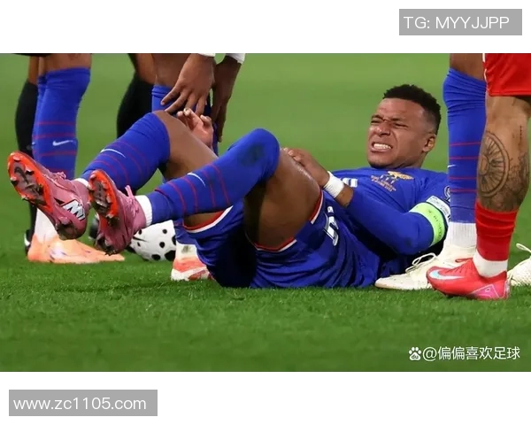 足球明星脚伤背后的隐秘故事与复出之路的艰辛历程